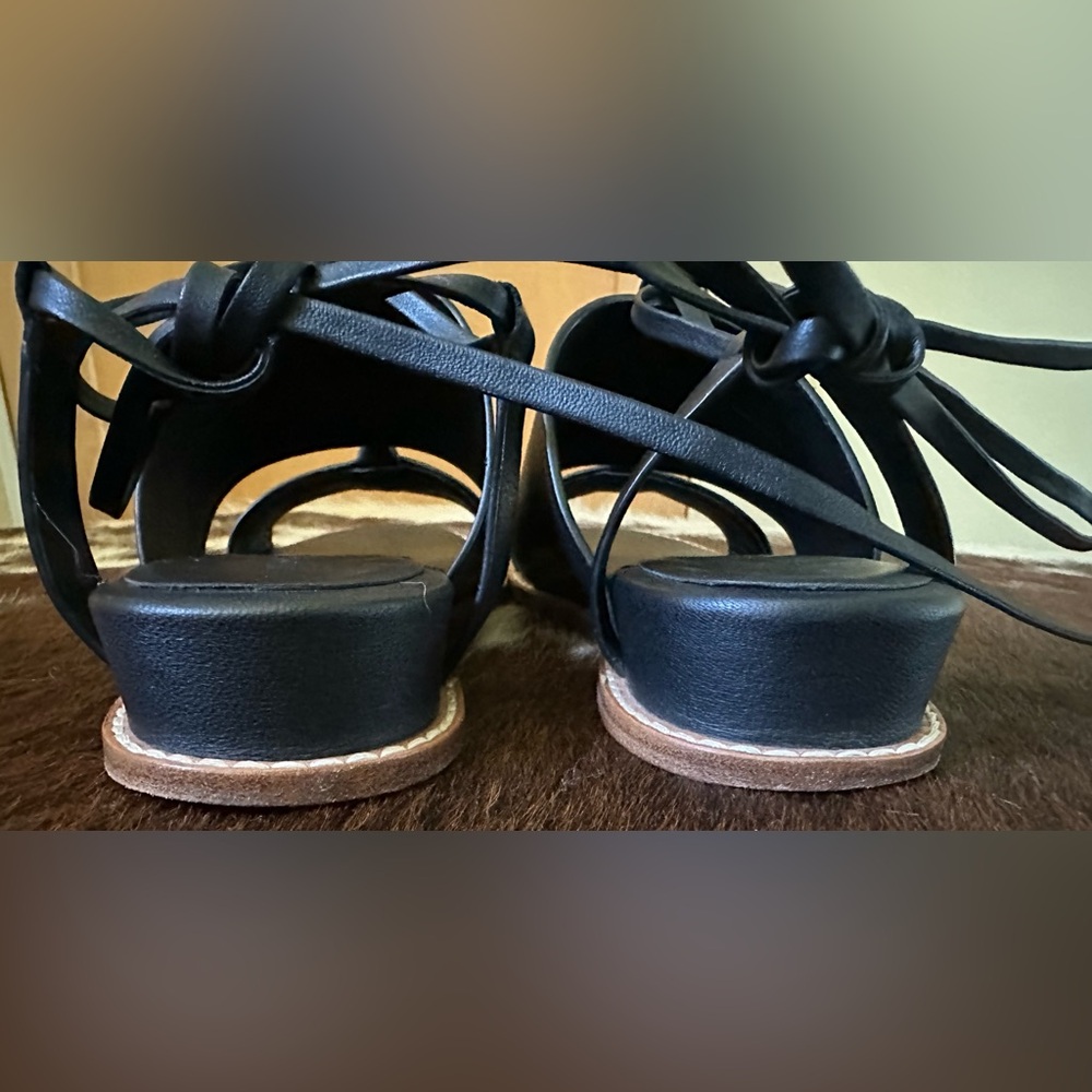 Vince Black Leather Lace-Up Gladiator Sandals - Picture 10 of 14